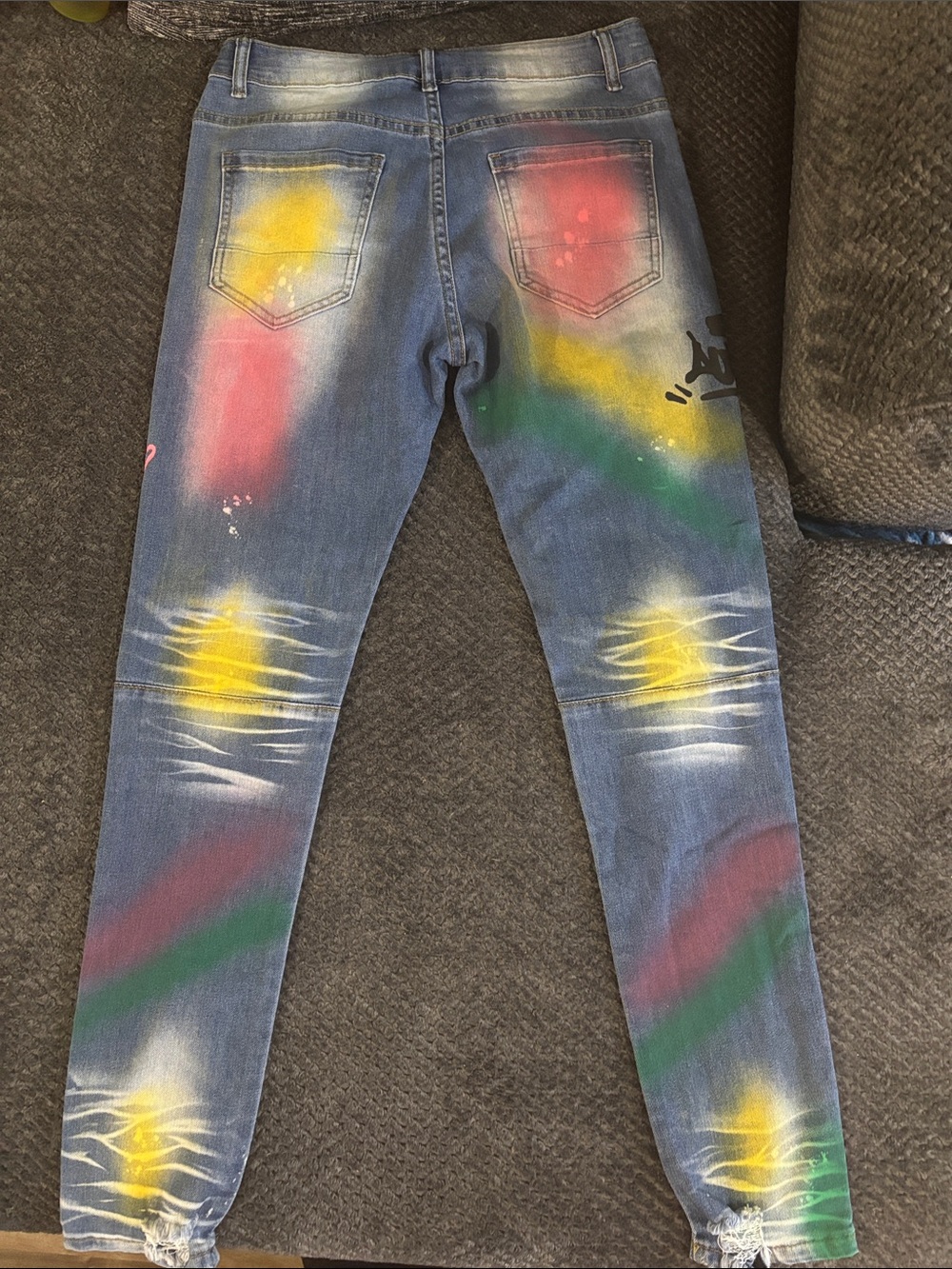 SHEIN Blue Denim Skinny Jeans with Multicolor Spray-Paint Graphics - Picture 2 of 2
